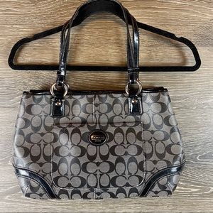 COACH Peyton Shopper Purse GUC F18923